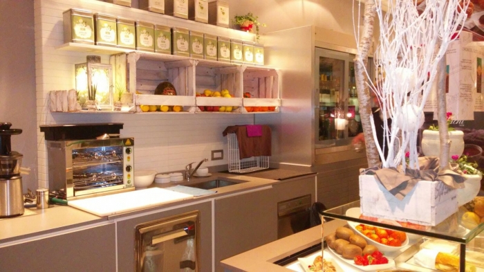 Arredamento Bar in stile moderno.